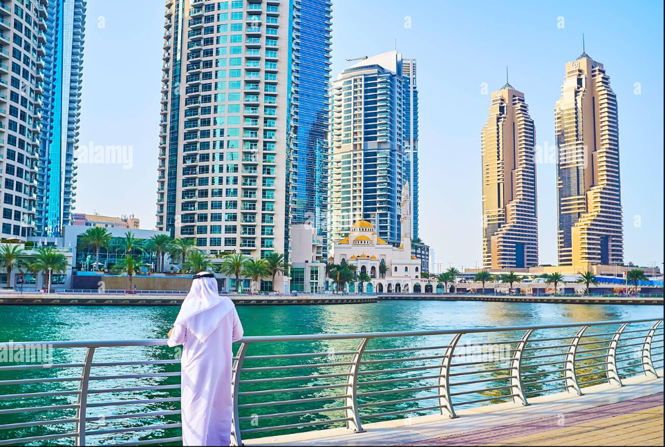 The Dubai Delight of tourists in Kandura