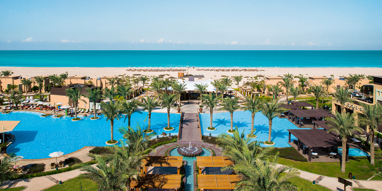 luxury hotels overlooking the Arabian Gulf